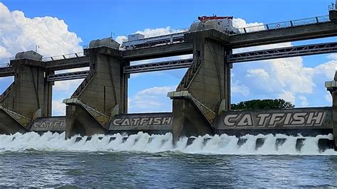 Catching Catfish Below A Huge Dam Hot Bite YouTube