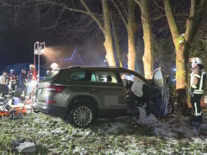 Schnee Und Eisgl Tte In Ganderkesee Toter Bei Unfall Auf Birkenheider