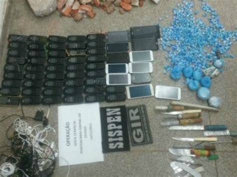 G Celulares Armas Drogas E Bebidas S O Encontrados Em Opera O Na