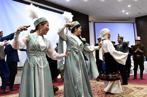 Artist of Kyrgyz presenting traditional Kyrgyz dance during the "Kyrgyz ...