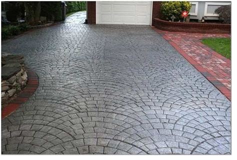 Seashell Patterned Concrete Driveway Craftsman New York By