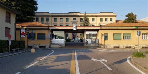 Ospedale di Cantù la dura replica e i numeri dell Asst Lariana al Pd