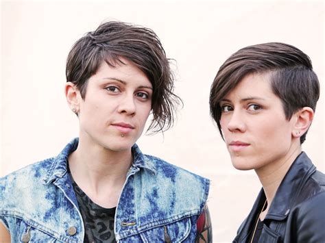 Identical Twin Lesbian Indie Musicians Tegan And Sara R