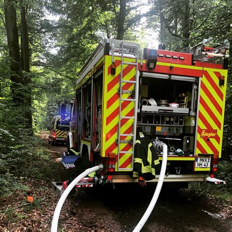 Waldbrand sorgt für Einsatz mehrerer Feuerwehren