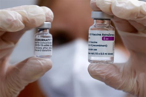 Mixing Pfizer Astrazeneca Vaccines Gives Strong Covid Protection