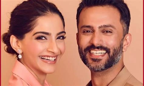 Heres How Sonam Kapoor Broke Her Pregnancy News To Her Hubby Anand Ahuja