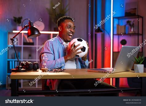 7846 Funny Football Fans Images Stock Photos And Vectors Shutterstock