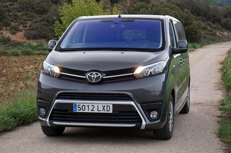 Opini N Y Prueba Toyota Proace Verso Shuttle Vx Plus Cv