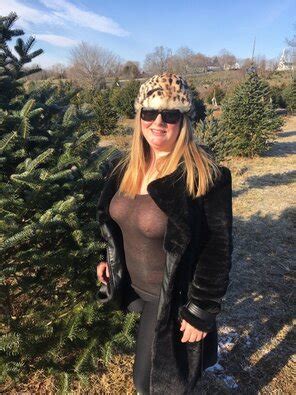 Blonde Big Booty Cfwives 146024 95e1b8a932ed Porn Pic