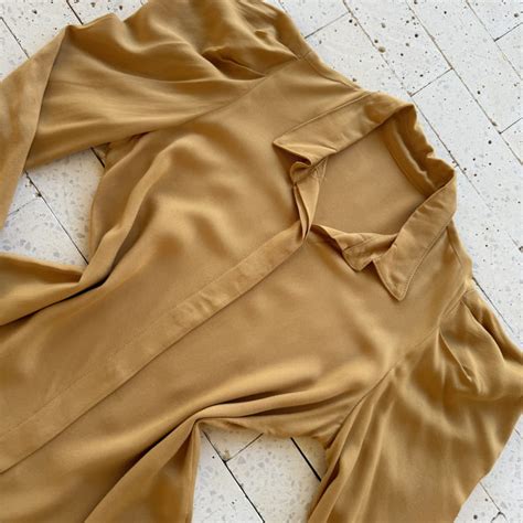 CAMISA PRINCESA LISA BÁSIC NUDE Dondoca Moda Feminina