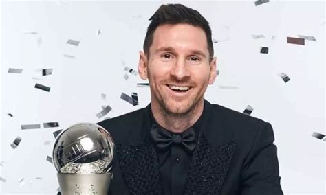 Messi retains FIFA best male player award