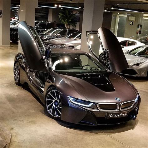 BMW i8 Plug-In Hybrid Coupe “Sophisto Grey Metallic with BMW i Frozen ...