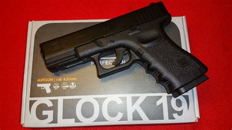 Umarex Wingun Glock 19 Gen3 Co2 45mm Nbb Review German