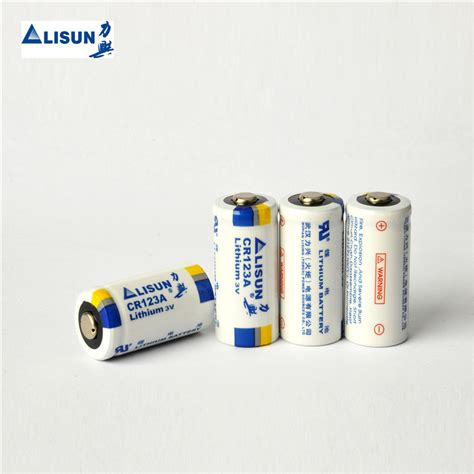 Cheap Battery Cr123A 2 3A 1500mAh 3 0V Non Rechargeable Lithium Battery