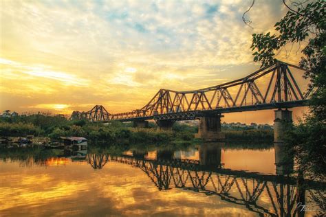 Long Bien Bridge - Hanoi, Vietnam - Uncover Vietnam