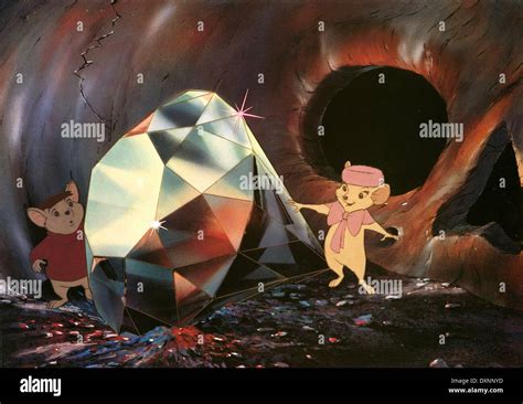 The rescuers 1977 hi-res stock photography and images - Alamy