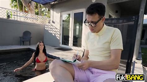 Horny Milf Danae Mari Grab Stepson Cock