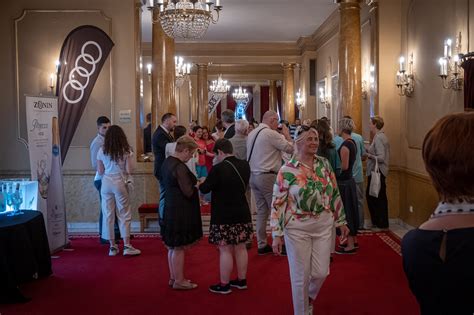 Spektakularna Izvedba Operete Orfej U Podzemlju Kao Poklon Gra Anima