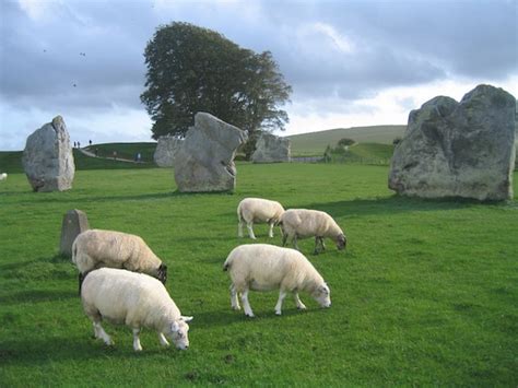 Avebury Stone Circle and the pagans - Wandering Carol