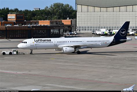 D Aird Lufthansa Airbus A Photo By Tomas Milosch Id