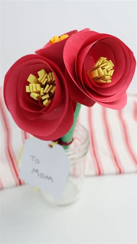 How to Make Construction Paper Flowers - Creative Ramblings