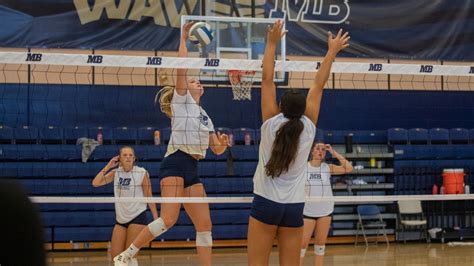 Womens Volleyball Shooting For Championship Play California State