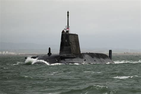 Aukus Personnel Collaborate On Uk Submarines For Future Security