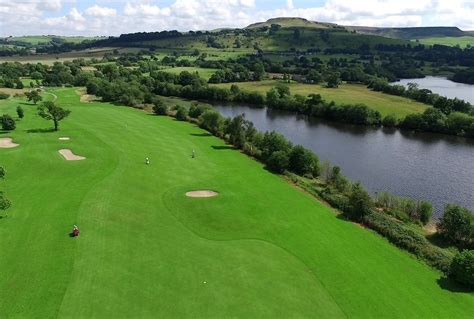 Chapel en le Frith Golf Club, 18 hole golf course in England