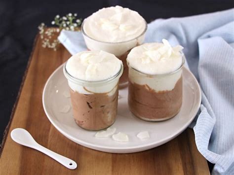 Duo De Mousses Chocolat Et Noix De Coco Mousse Au Chocolat Verrine