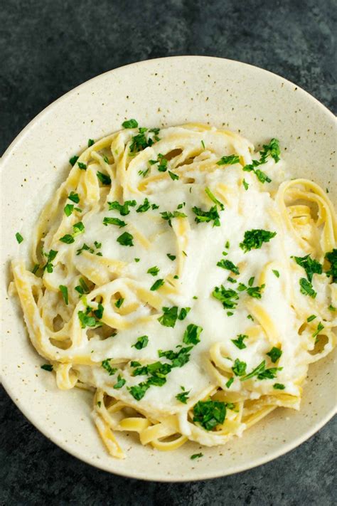 Easy Cauliflower Fettuccine Alfredo Recipe With Garlic And Parmesan