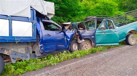 Conductor Ebrio Se Impacta Contra Camioneta Seis Lesionados NVI Istmo