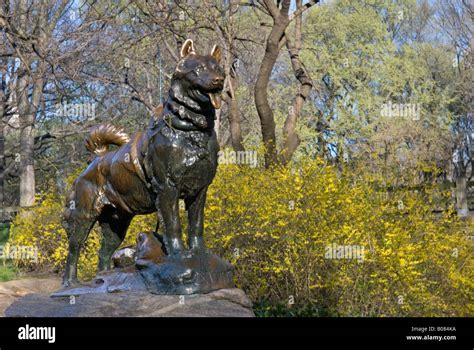 Balto Statue