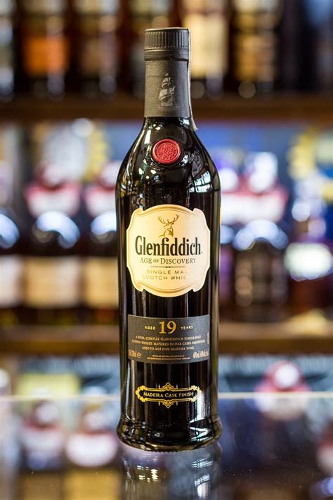 Glenfiddich 19 Yo Age Of Discovery Madeira Cask Alkohole Capone