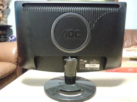 aoc 19 inch VGA monitor 931swl on Carousell