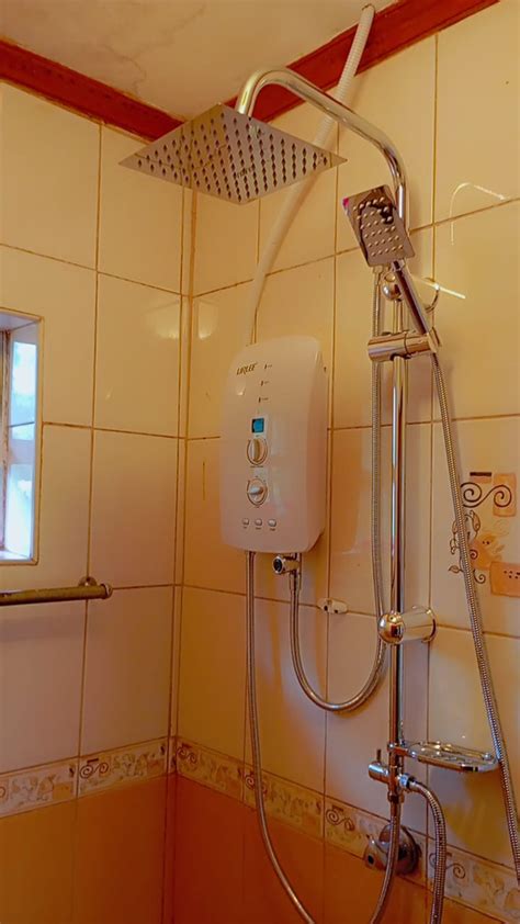 Lirlee Tankless Instant Hot Shower Tankless Water Heater With Pump For Salty Water Capsule