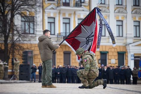 Ukrainu Азов ꑭꖦ on Twitter A Brigada de Assalto Lyut da