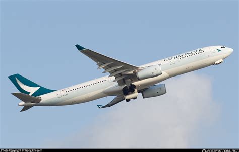 B Laz Cathay Pacific Airbus A Photo By Wong Chi Lam Id