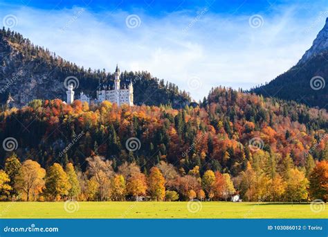 Neuschwanstein Castle in Autumn Stock Photo - Image of fairytale ...