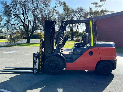 Toyota 40 8fd50n 5 Ton Forklift