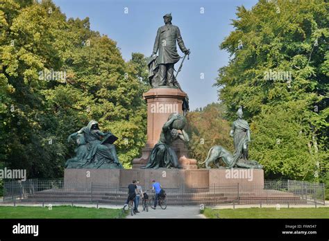 Denkmal Otto De Bismarck Fotograf As E Im Genes De Alta Resoluci N Alamy