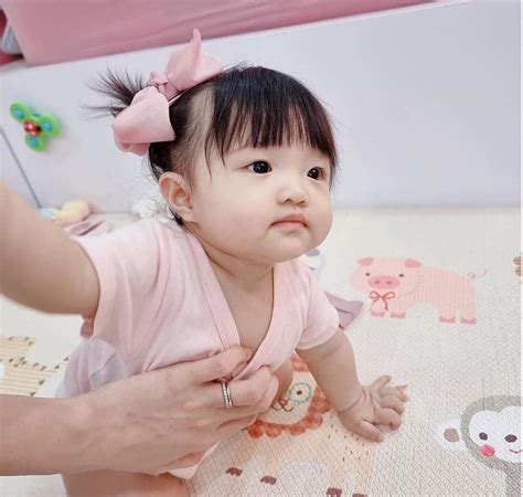 Winnie Và Đông Nhi Bị Ông Cao Thắng Dìm Hàng Khi đeo Phụ Kiện Này