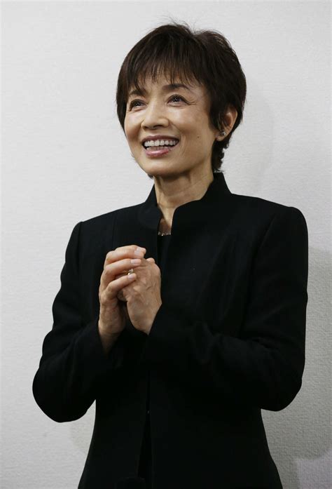 榊原郁恵が渡辺徹さんと最後の会話明かす 病院へ送る際「ふらついていたので、『大丈夫？』と」 おくやみ写真ニュース 日刊スポーツ