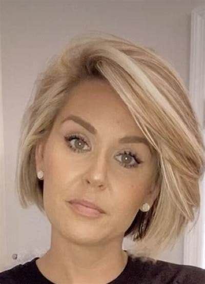 Bob Hairstyles For Fine Hair Hairstyles Haircuts Medium Short