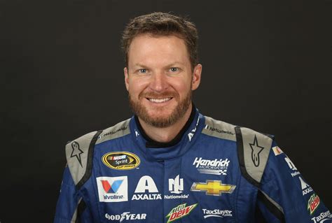 Breaking News Dale Earnhardt Jr Set To Sign 15 Billion Mega Deal