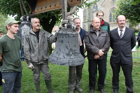 André Voegele et Julien Calcatera à la coulée des cloches de Marsal en