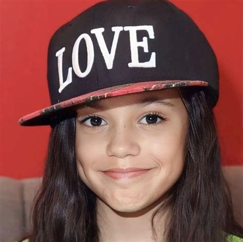 Pin De Isaiah Loves Jenna Em Jenna Ortega Pt 2 Atrizes