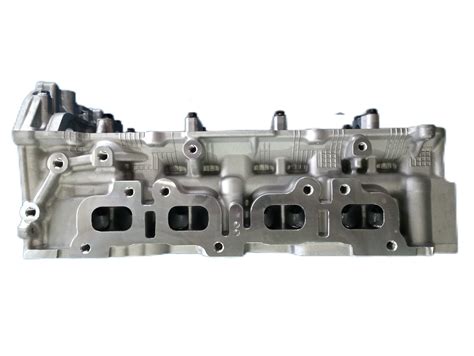 Nitoyo 11040 Mao0a11041 Ma00A Cylinder Head For Urvan Nv350 Qr25 Auto