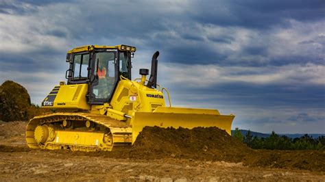 Komatsu Dozers