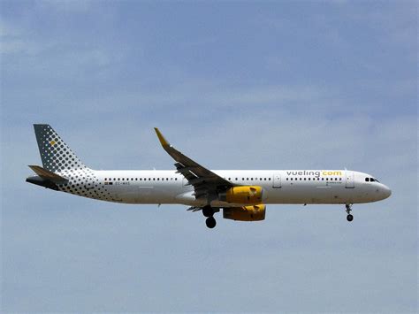 EC MHS AIRBUS A312 231 VUELING Douglas Buick Flickr