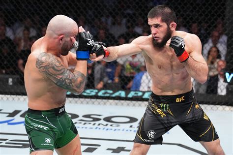 Islam Makhachev Defends UFC Lightweight World Championship Title ...